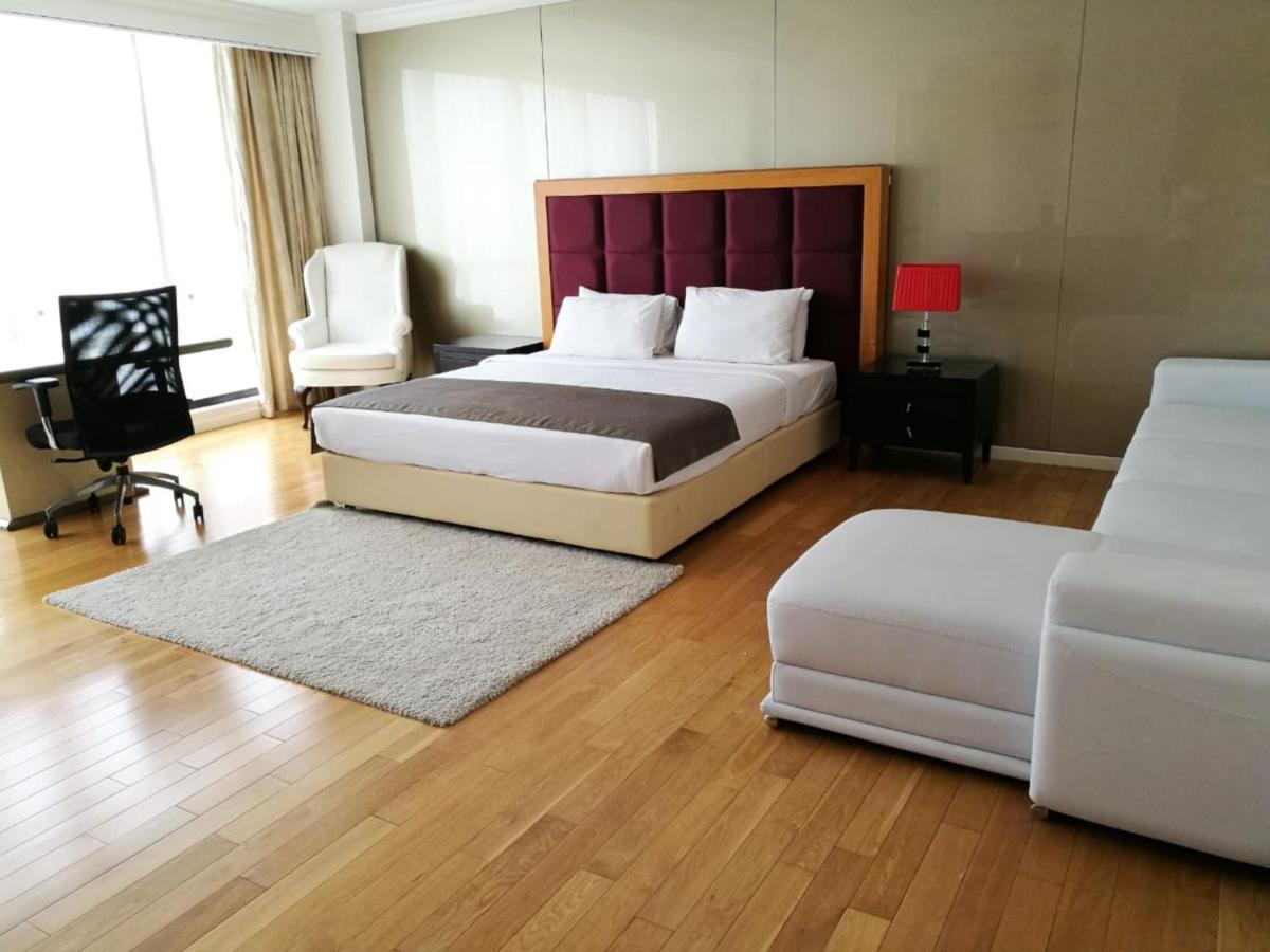 Plaza Apartment At Berjaya Times Square Kl กัวลาลัมเปอร์ ภายนอก รูปภาพ